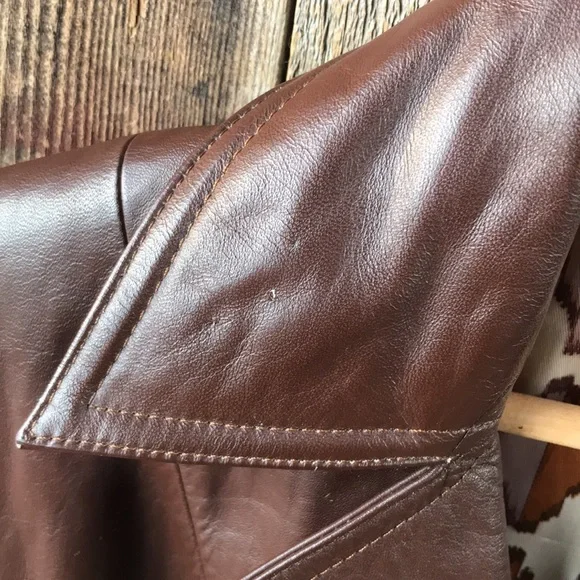 SOLD! VTG 70s-80s Brown Leather Blazer/Belted Jacket, 38 - Picture 5 of 7